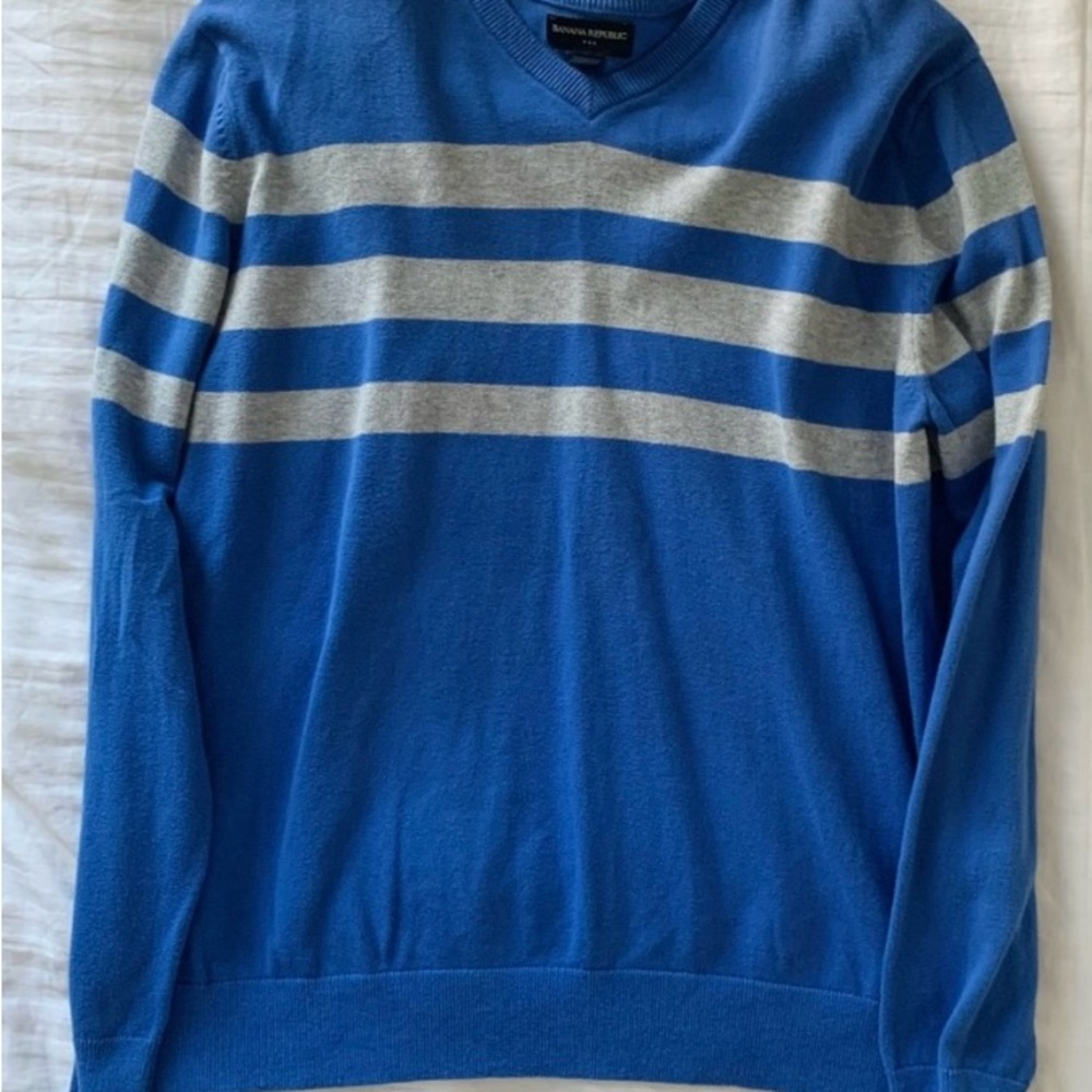 Banana Republic V-Neck Sweater in Blue and Gray Stripes